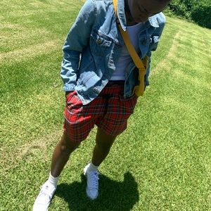 Meet your Posher, Joya